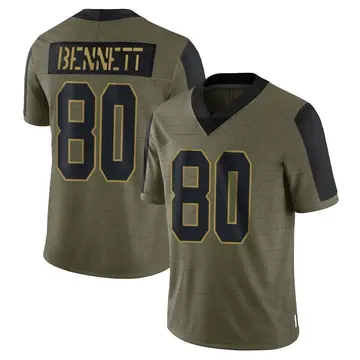 Nike Martellus Bennett Men's Limited Green Bay Packers Olive 2021 Salute To Service Jersey
